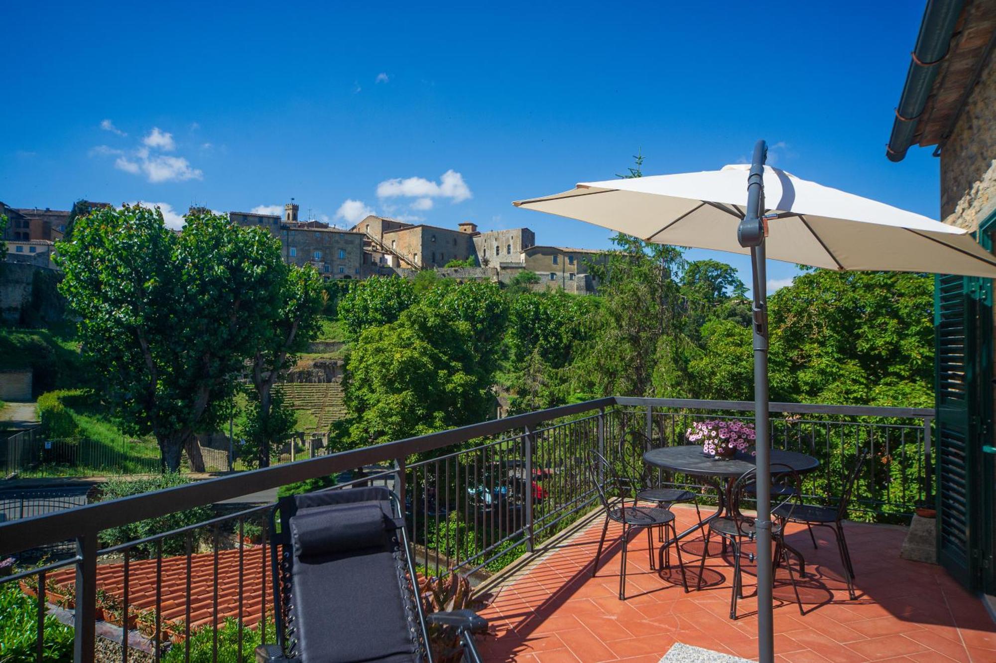 La Domus Di Marta Apartamento Volterra Exterior foto